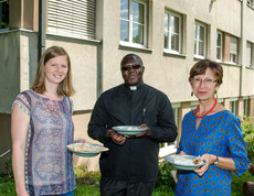 Start der Hungerkampagne 2016 im Garten der Caritas