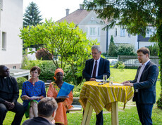 Start der Hungerkampagne 2016 im Garten der Caritas