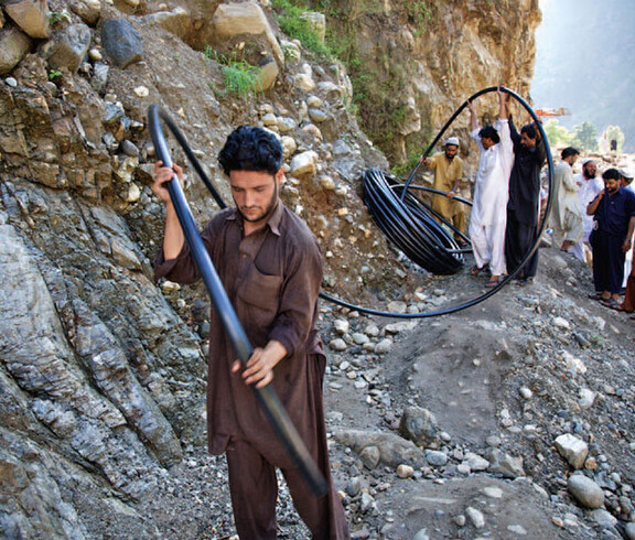 Männer in Pakistan bei der Arbeit