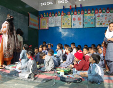 Schulbildung und Zukunft für Kinder in Karachi Pakistan
