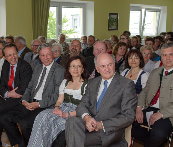 Weinpfarrer Hans Denk 73. Geburtstag im Haus Elisabeth