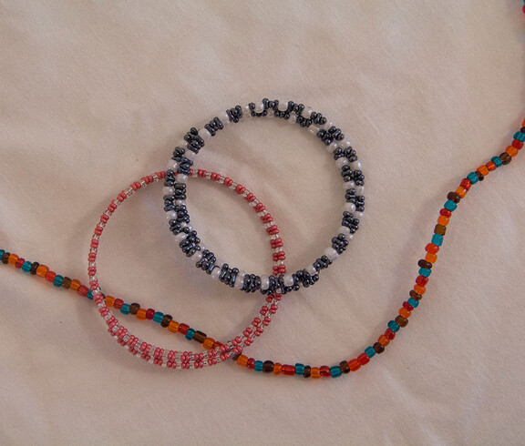 Werkstatt Furth Produkt bunter Schmuck