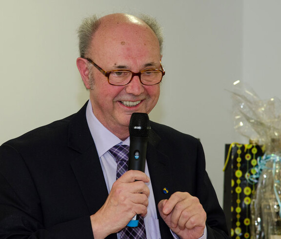 Weinpfarrer Hans Denk 73. Geburtstag im Haus Elisabeth