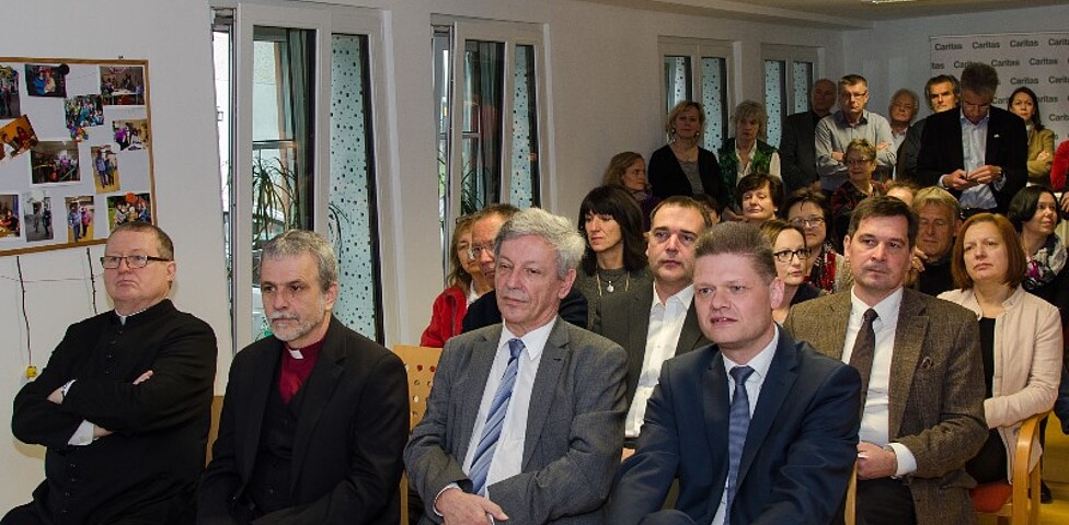 TeilnehmerInnen der Eröffnung des Beratungszentrums Waidhofen an der Ybbs